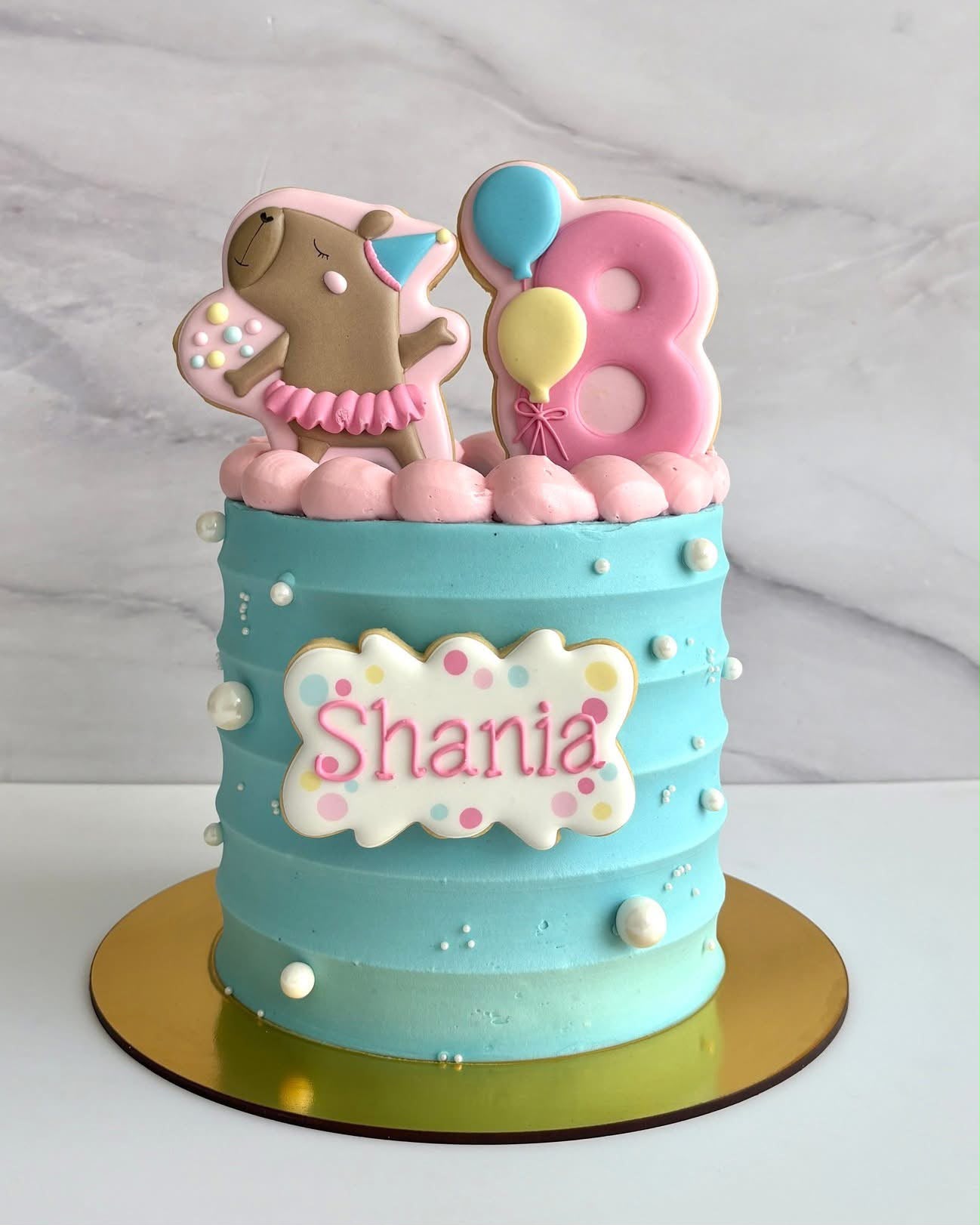 Custom Cakes in Northwest Arkansas by CraveMe by Berenice